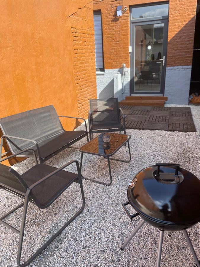 Maison Proche Du Centre De La Gare L Aeroport De Ferienhaus *